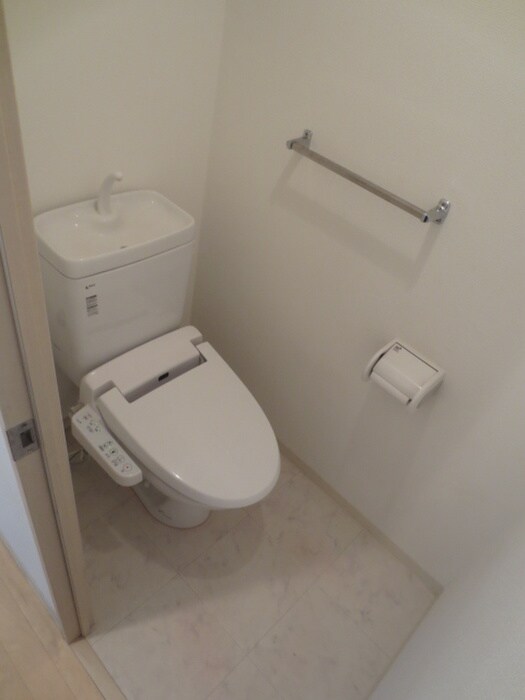 物件内観写真12　(トイレ)