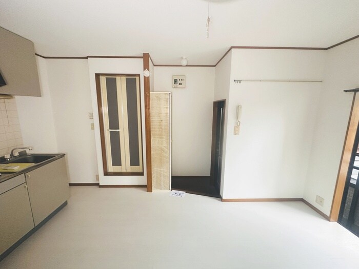 物件内観写真8　(居室)