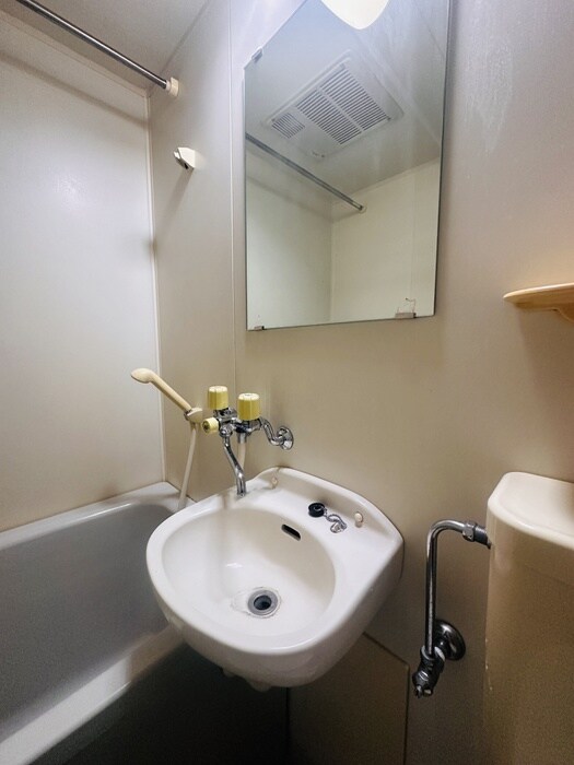 物件内観写真13　(洗面)