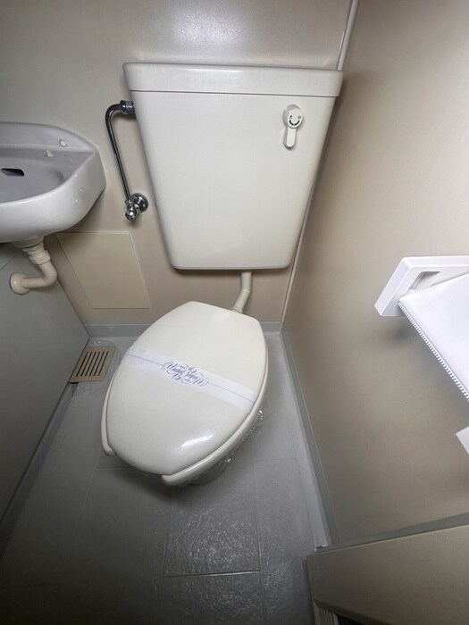 物件内観写真14　(トイレ)