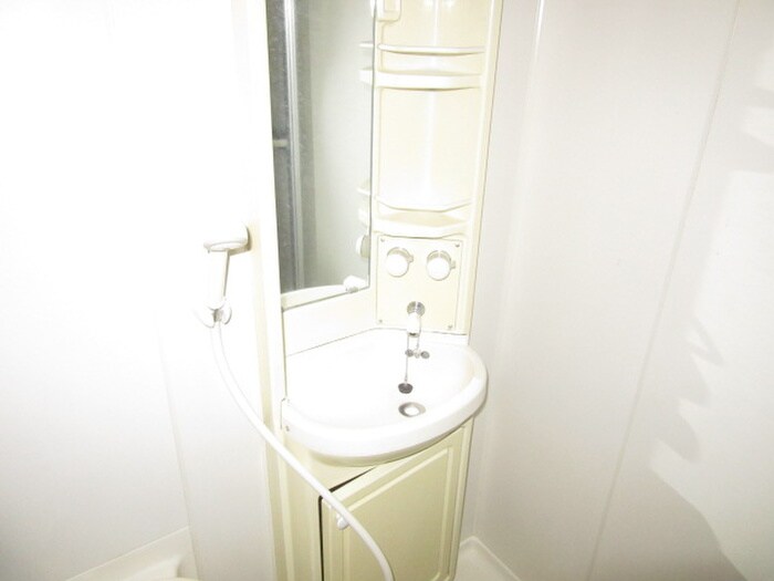 物件内観写真9　(洗面)