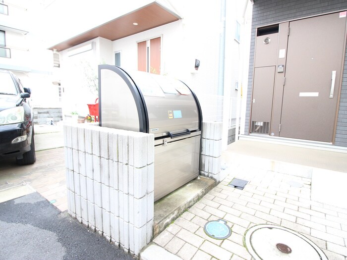 物件外観写真4　(建物設備)