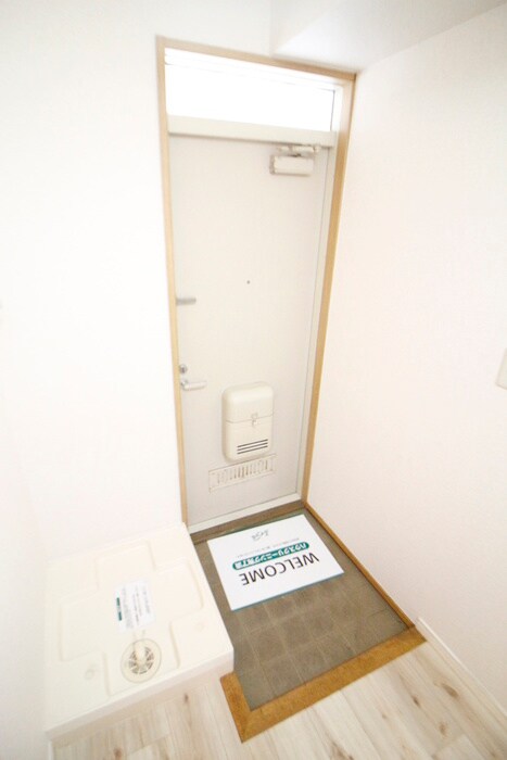 物件内観写真19　(玄関)