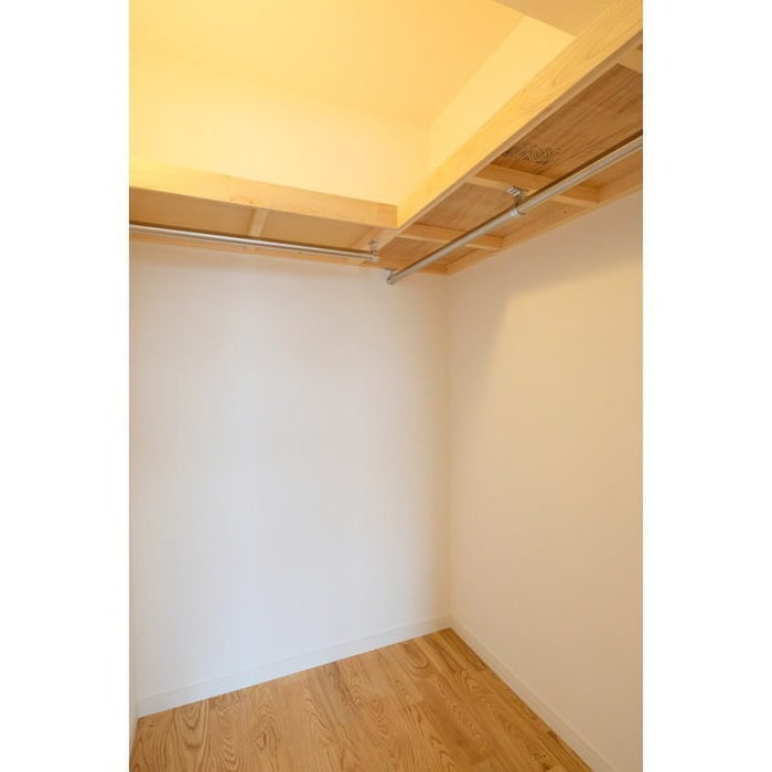 物件内観写真16　(収納)