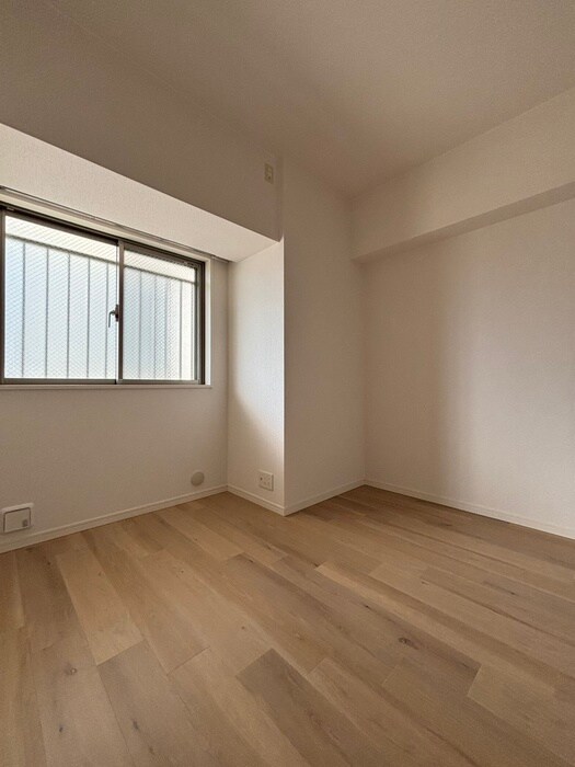 物件内観写真11　(居室)