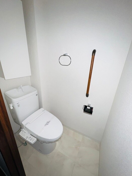 物件内観写真11　(トイレ)