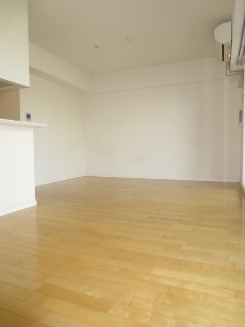 物件内観写真11　(居室)