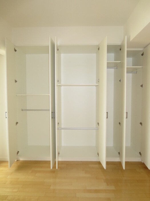 物件内観写真11　(収納)