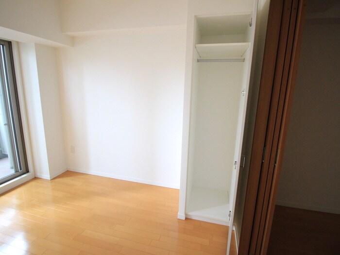 物件内観写真12　(収納)