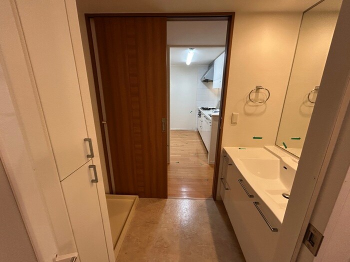 物件内観写真13　(洗面)