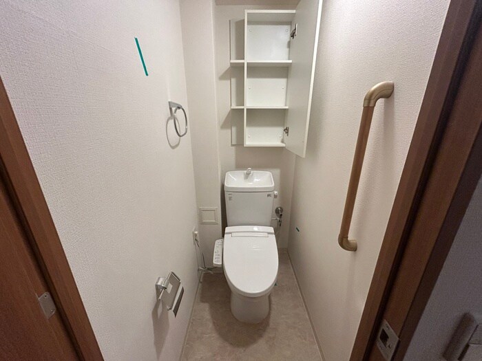 物件内観写真15　(トイレ)