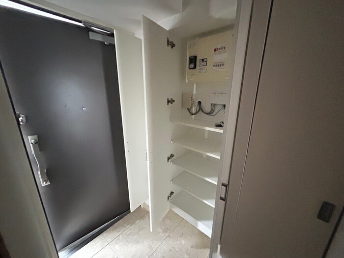 物件内観写真16　(靴箱)