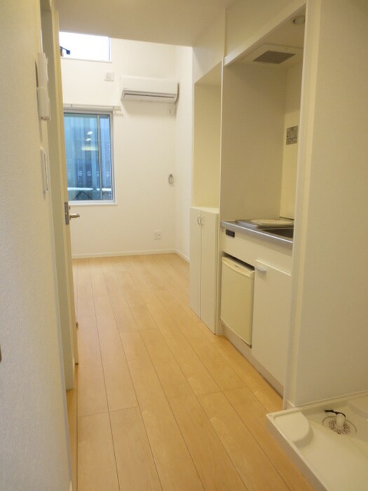 物件内観写真21　(廊下)