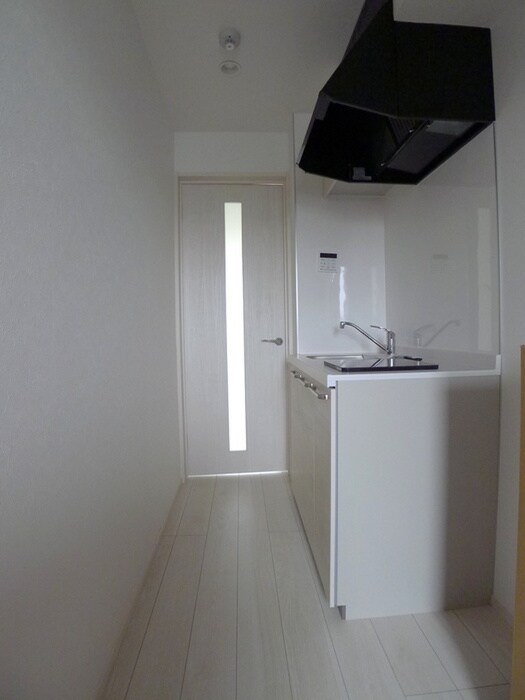 物件内観写真6　(玄関)