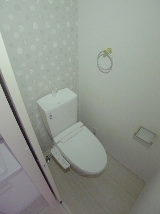 物件内観写真14　(トイレ)