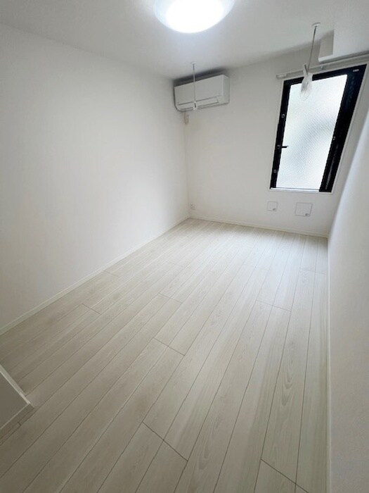 物件内観写真6　(居室)