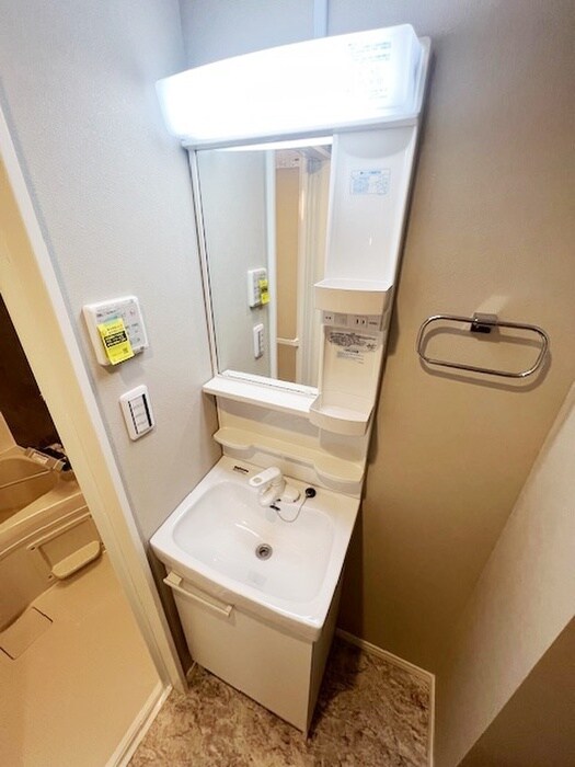 物件内観写真9　(洗面)