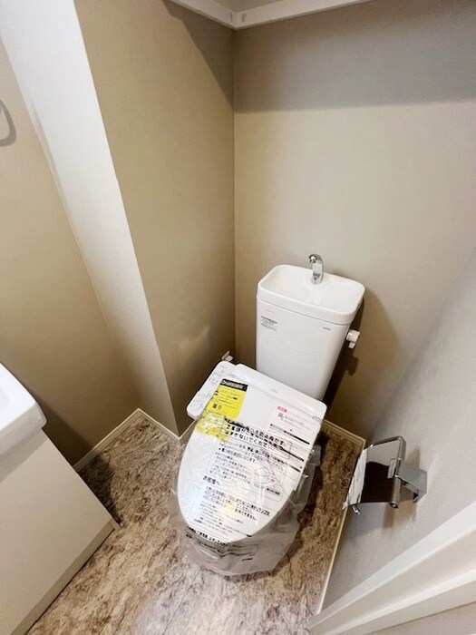 物件内観写真11　(トイレ)