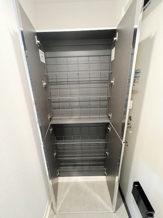 物件内観写真12　(靴箱)