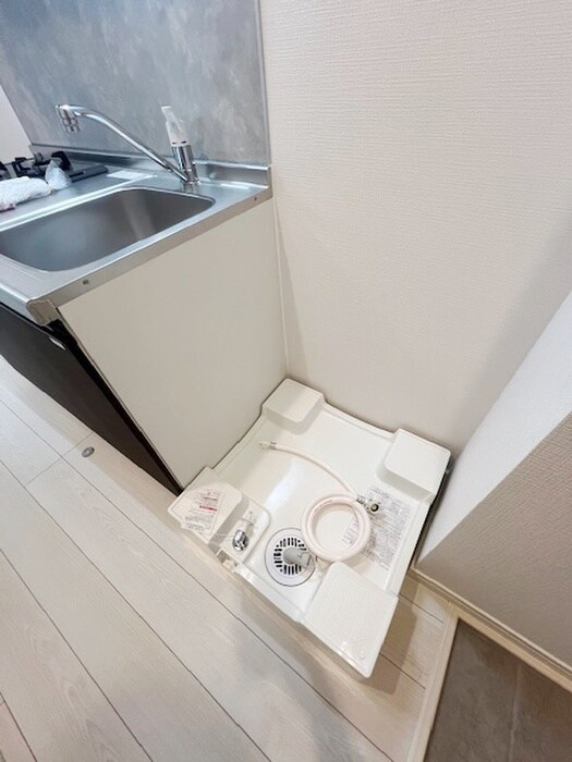 物件内観写真14　(洗濯機置場)