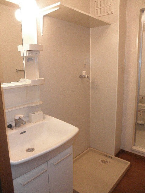 物件内観写真8　(洗面)