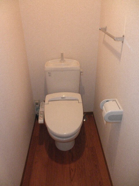 物件内観写真9　(トイレ)