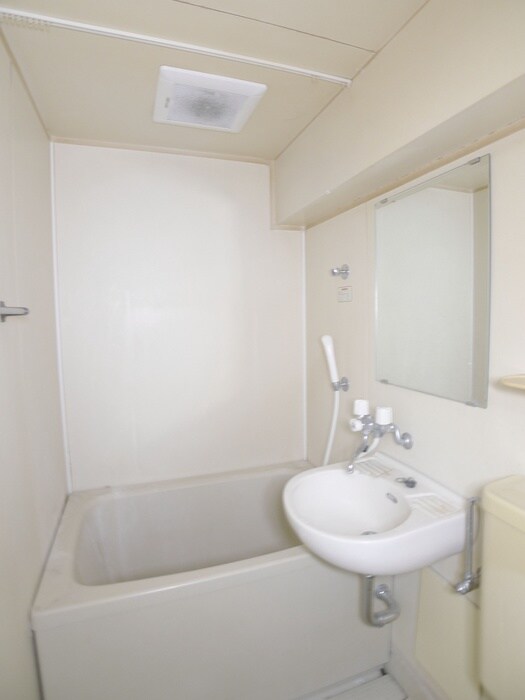 物件内観写真14　(バス／シャワールーム等)