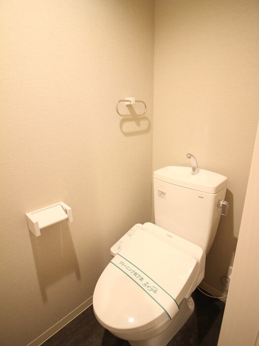 物件内観写真13　(トイレ)