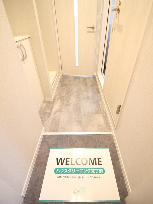 物件内観写真22　(玄関)