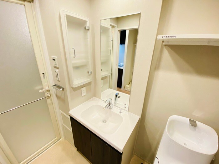 物件内観写真12　(洗面)