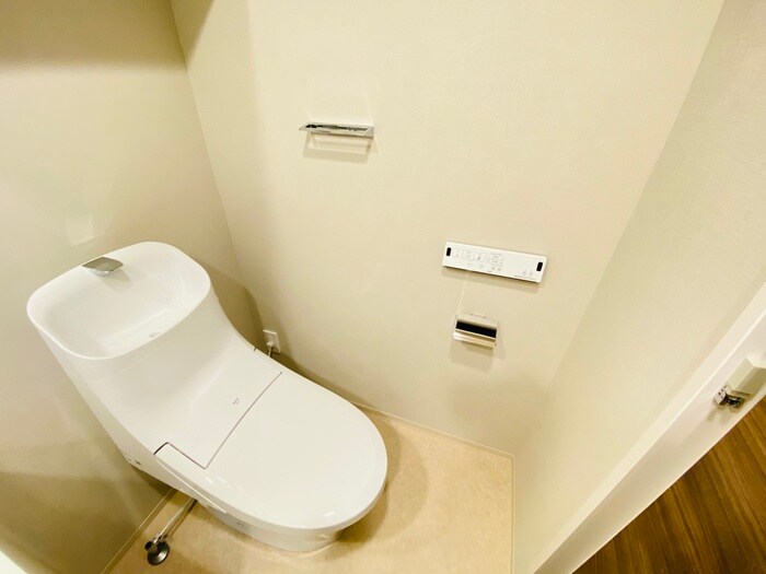 物件内観写真14　(トイレ)