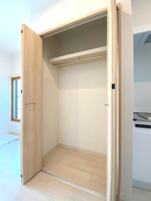 物件内観写真16　(収納)