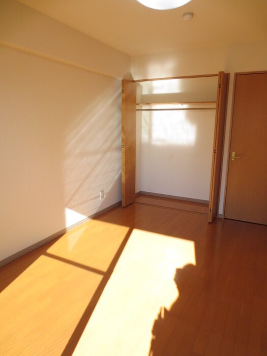 物件内観写真22　(居室)