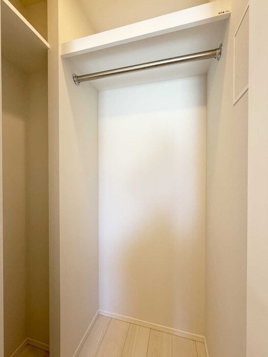 物件内観写真15　(収納)