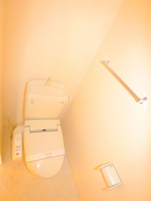 物件内観写真14　(トイレ)