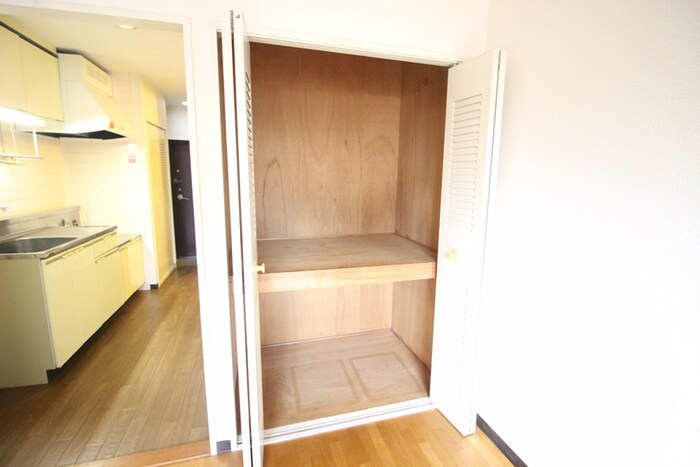 物件内観写真13　(靴箱)