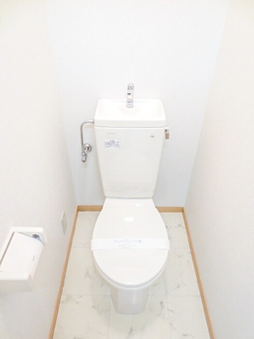 物件内観写真12　(トイレ)