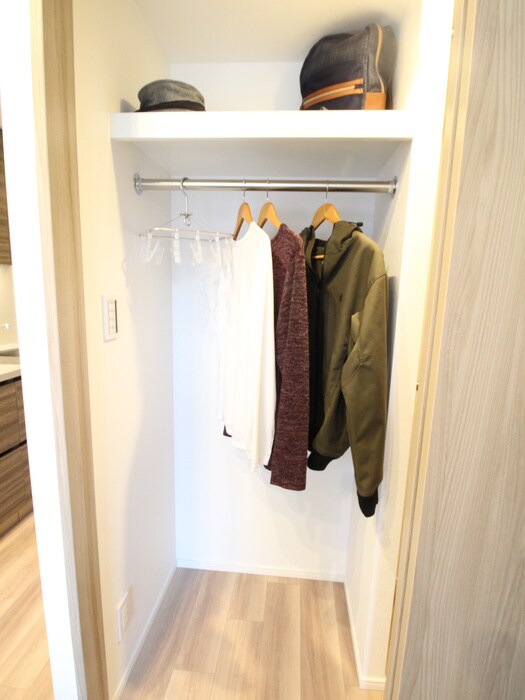 物件内観写真12　(収納)