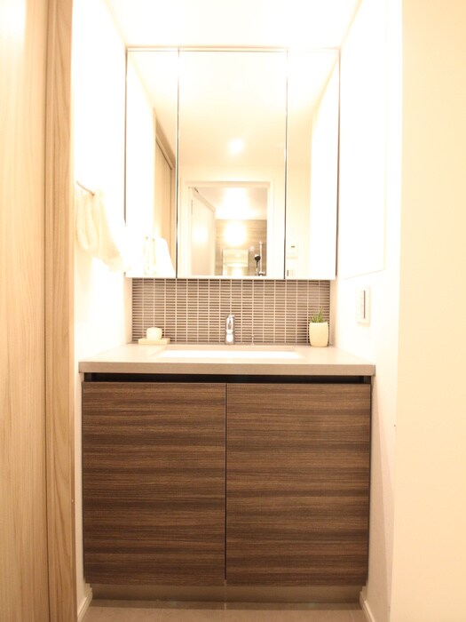 物件内観写真16　(洗面)