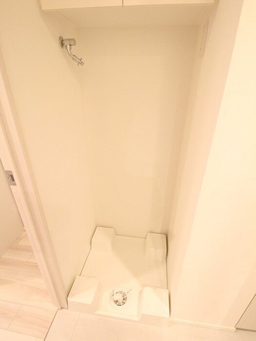 物件内観写真17　(洗濯機置場)