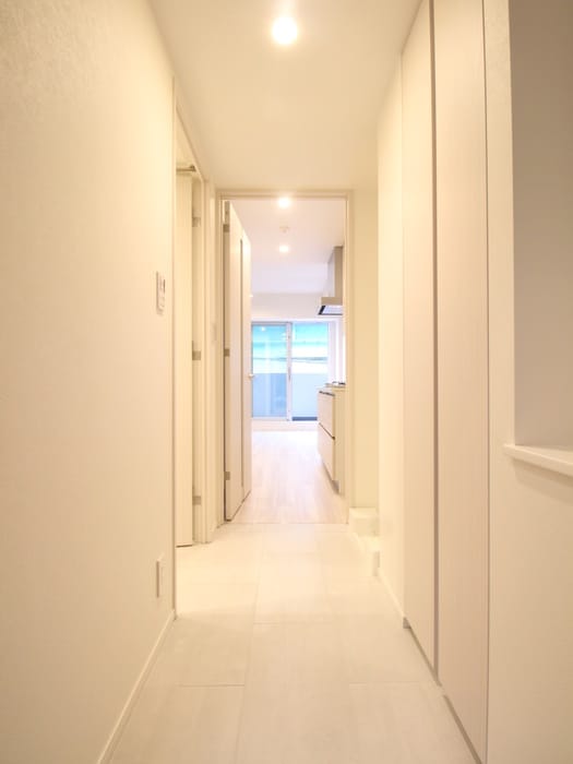 物件内観写真18　(玄関)