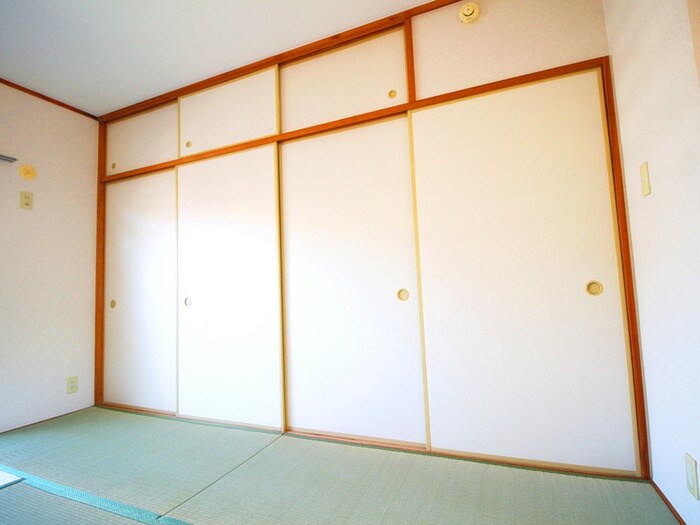 物件内観写真10　(収納)