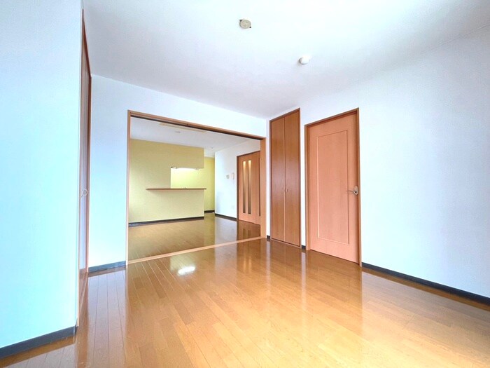 物件内観写真8　(居室)