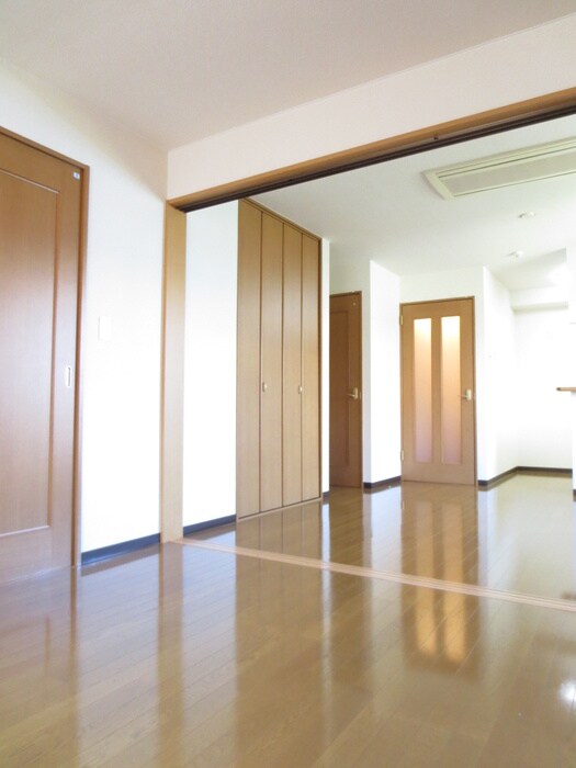 物件内観写真16　(内観写真)