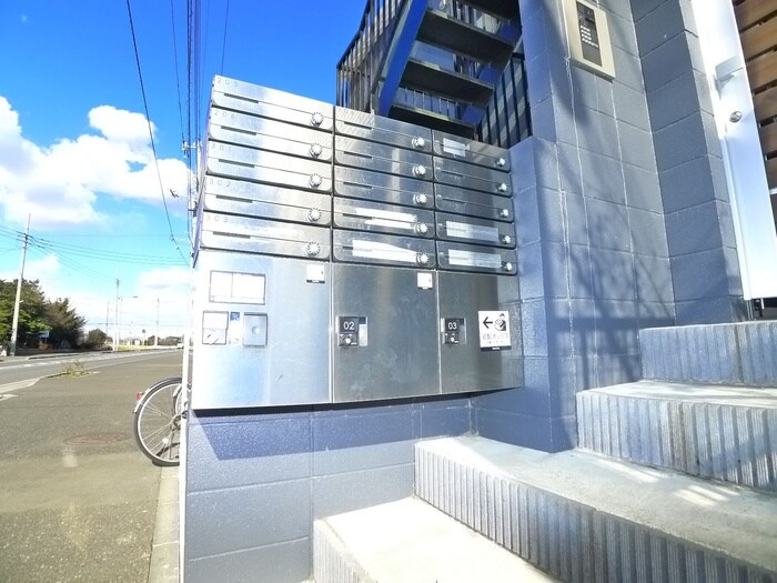 物件外観写真4　(建物設備)