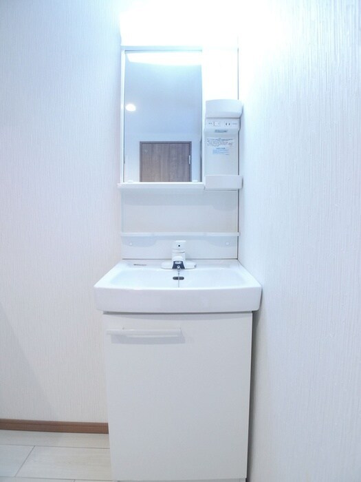 物件内観写真15　(洗面)