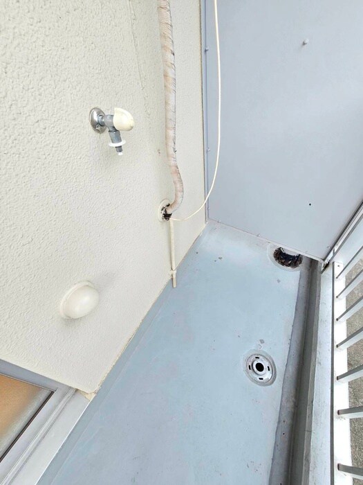 物件内観写真13　(洗濯機置場)