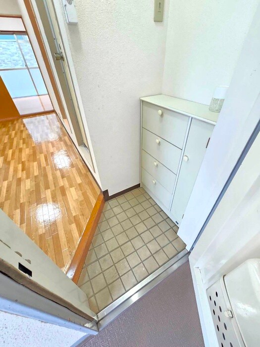 物件内観写真22　(玄関)