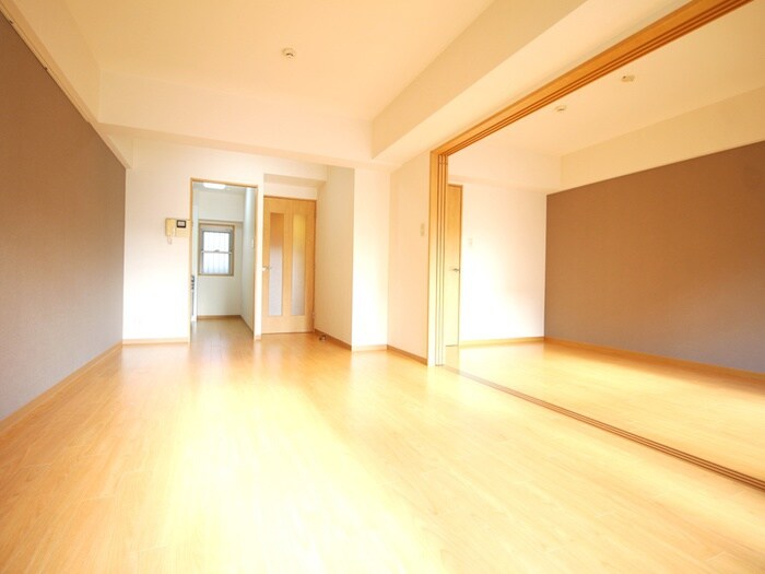 物件内観写真9　(居室)