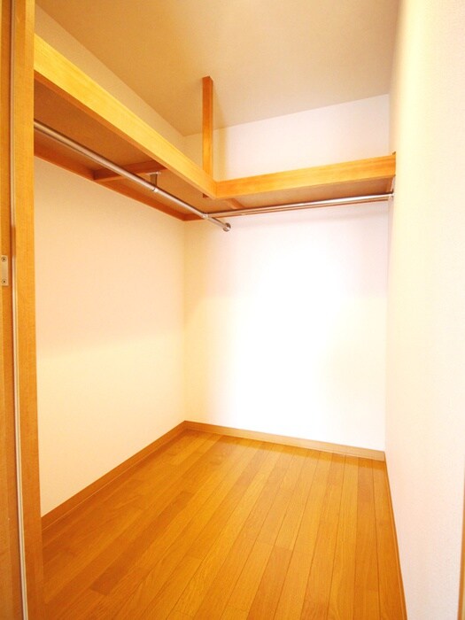 物件内観写真11　(収納)